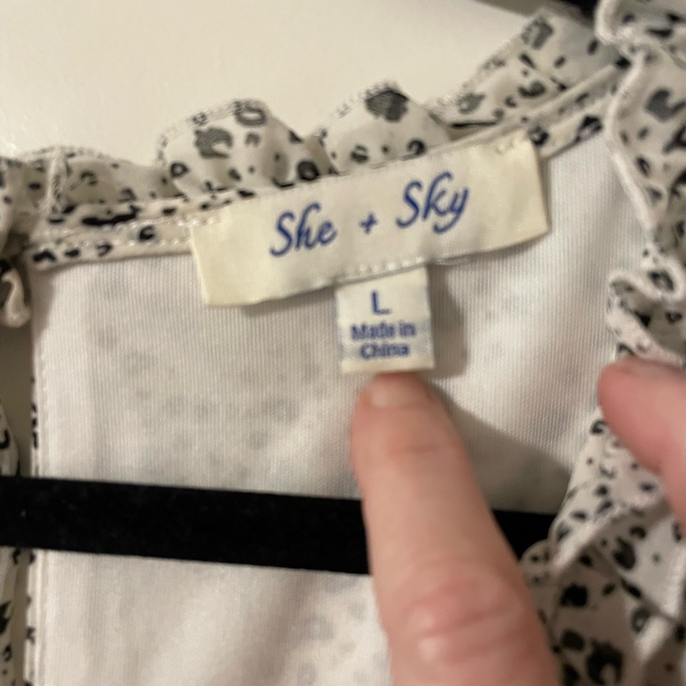 NWOT Boutique Dress - Picture 2 of 3